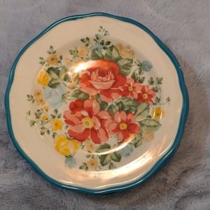 Pioneer Woman salad plates